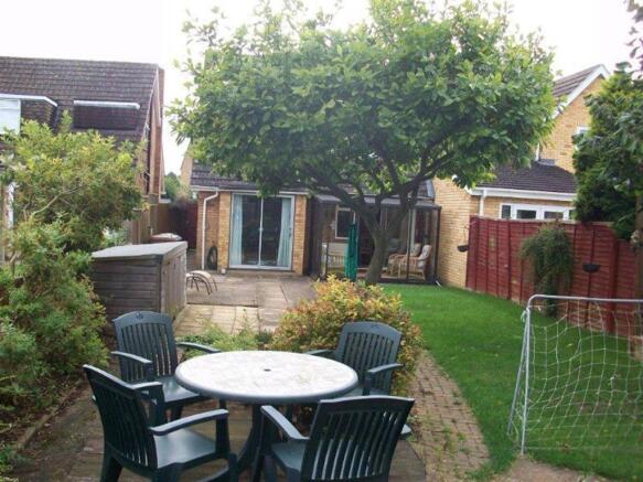 Photo 10