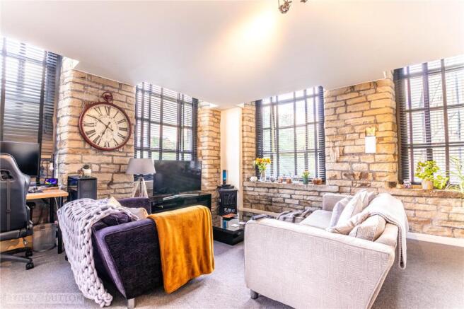 Lounge/Kitchen