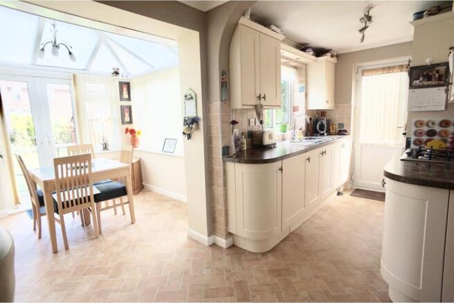 Kitchen / Diner