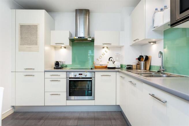 kitchen (3).jpg
