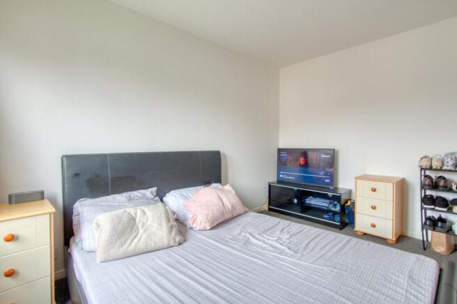 Bedroom 2 (Double)