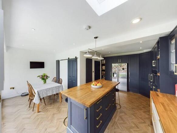 Open Plan Kitchen/Dining Area