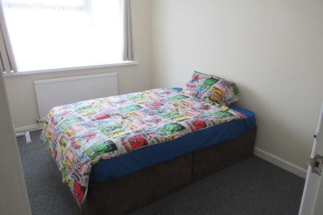 BEDROOM 2