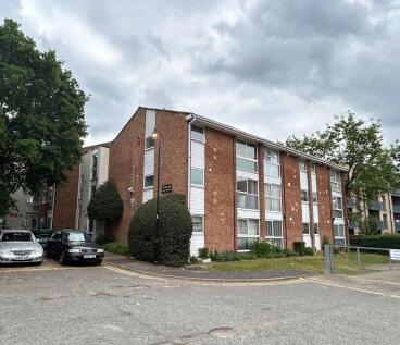98 Rolls Court, Inks Green, Highams Park, London, E4 9EJ