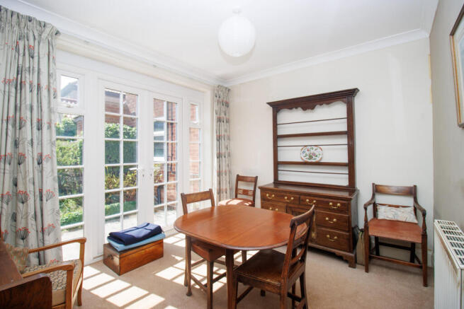 3 bed Semi-Detached for sale Image 8