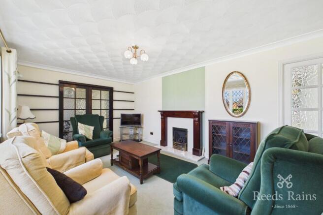 3 bed Bungalow for sale Image 8