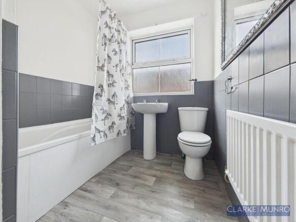 3 bed Semi-Detached for sale Image 9