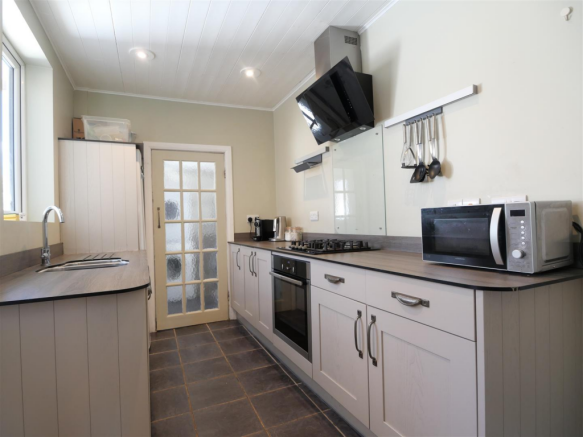 kitchen 1.png