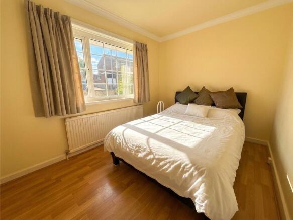 3 bed Semi-Detached Bungalow for sale Image 9
