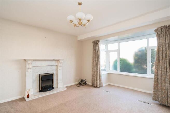 Living Room.jpg