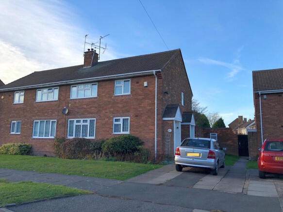 1-bed flat on Pritchard Avenue, Wednesfield, £75,000