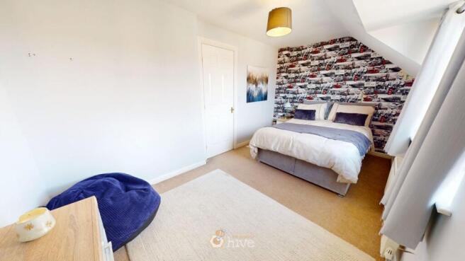3 bed Town House for sale Image 12
