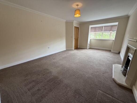 Lounge 2
