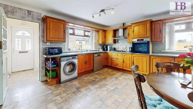 3 bed Detached Bungalow for sale Image 7