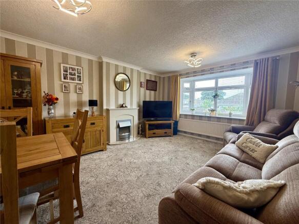2 bed Bungalow for sale Image 7