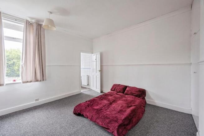 2 bed Terraced for sale Image 12