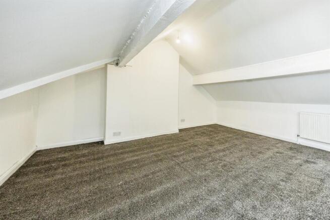 2 bed House to rent Image 9