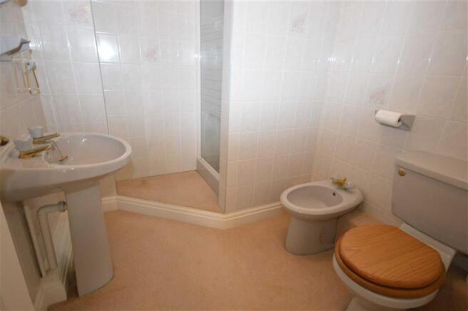 En-Suite to Bedroom 