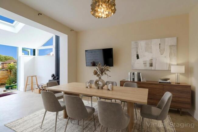 4-bed-house-Prestbury-3.jpg