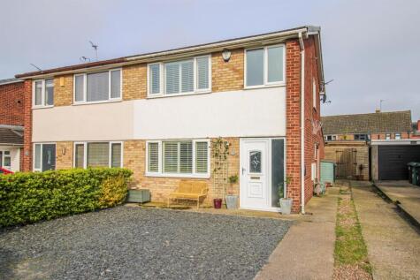 Queens Drive, Carlton, Wakefield