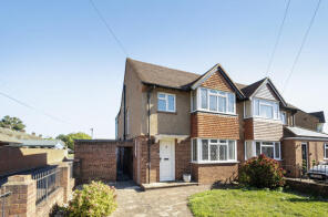 81, Southdown Road, Hersham, Walton-on-thames KT12 4PJ