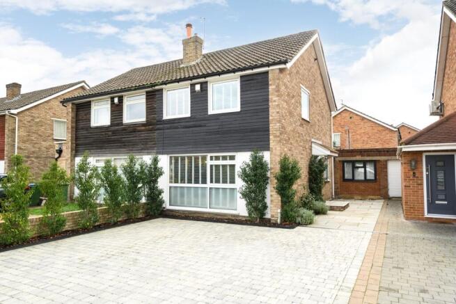 3-bed semi-detached on Walton Park, WALTON-ON-THAMES, KT12, £599,950