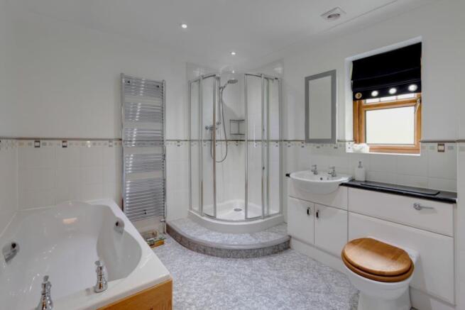Bedroom 2 En-Suite