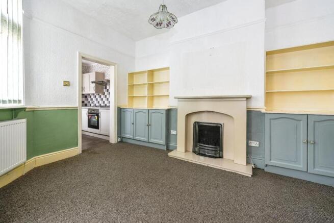 Lounge/Dining Room