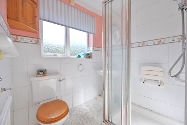 2 bed Semi-Detached Bungalow for sale Image 11