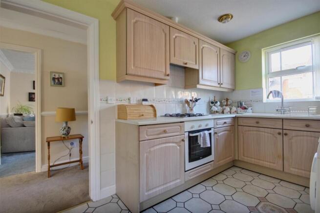 2 bed Detached Bungalow for sale Image 4