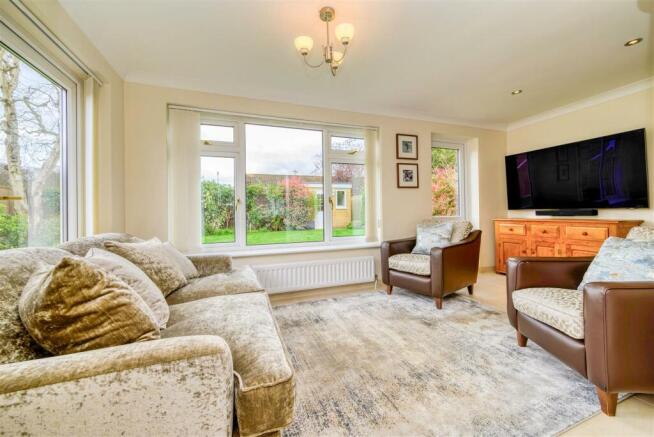 45 Westleigh Drive - Internal (13 of 26).jpg