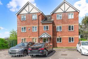 Flat 4, 9, Foxglove Way, Wallington SM6 7JJ