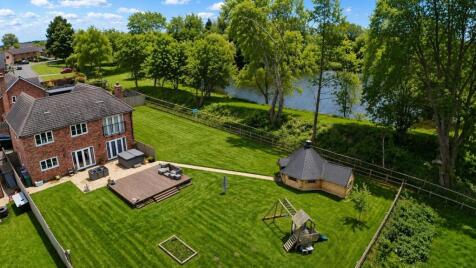 Prescott Court, Baschurch, Shrewsbury