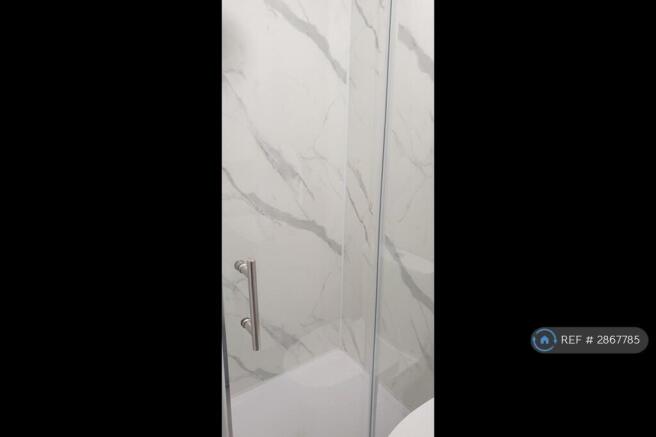 Shower Tray Ensuite