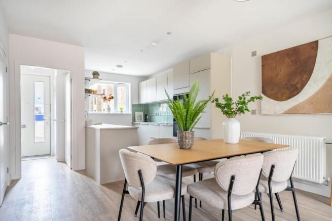 3 bed Detached for sale Image 8