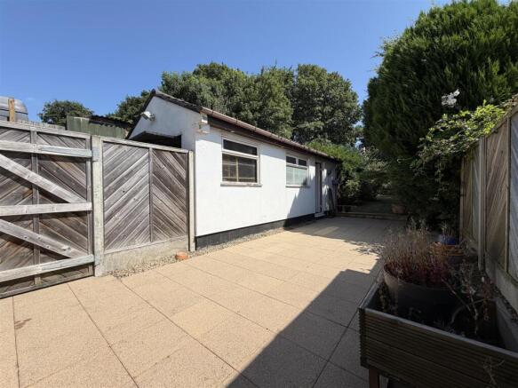 3 bed Semi-Detached for sale Image 11