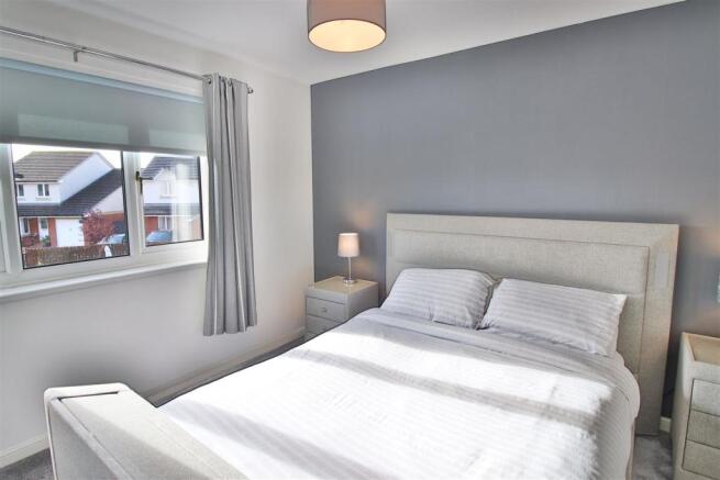 HazelwoodGrove_Bedroom1_1.jpg