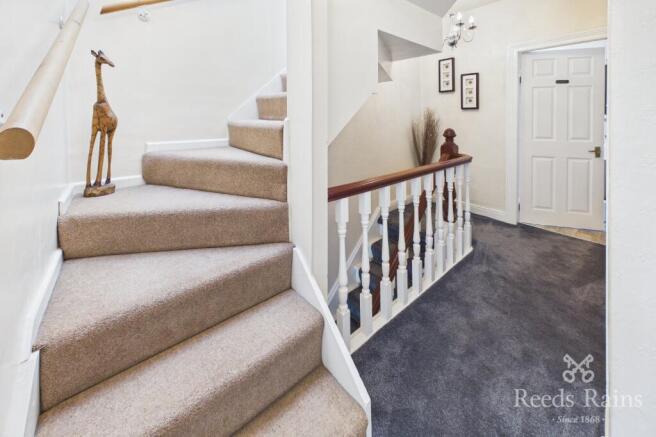 4 bed Terraced for sale Image 9