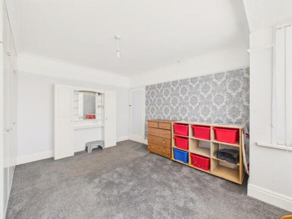 3 bed Terraced for sale Image 10