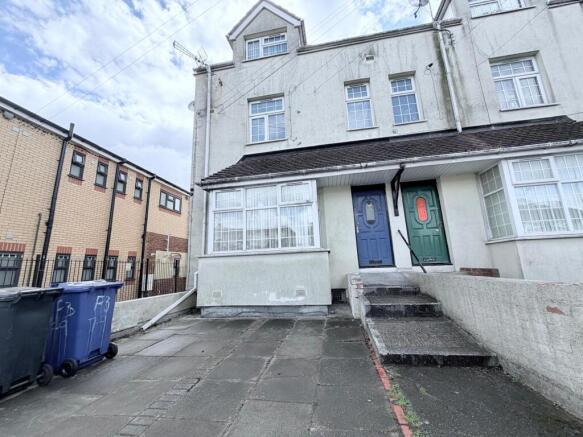 Refurbished 2 Bedroom Flat To Let Dudley DY1