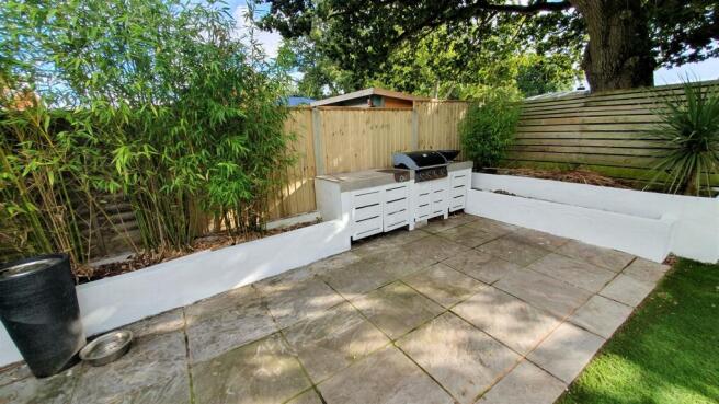 Outdoor kitchen.jpg