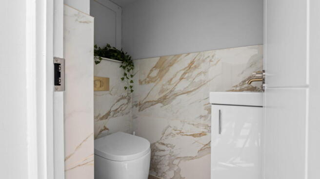 2 bed Terraced for sale Image 12