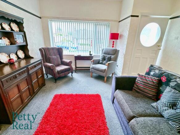 2 bed Semi-Detached Bungalow for sale Image 8
