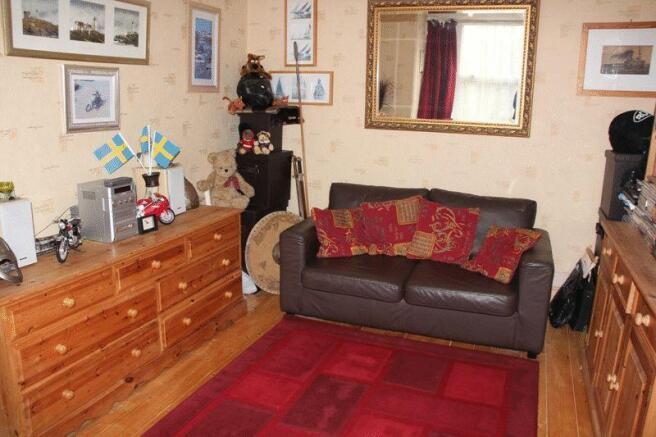 SITTING ROOM