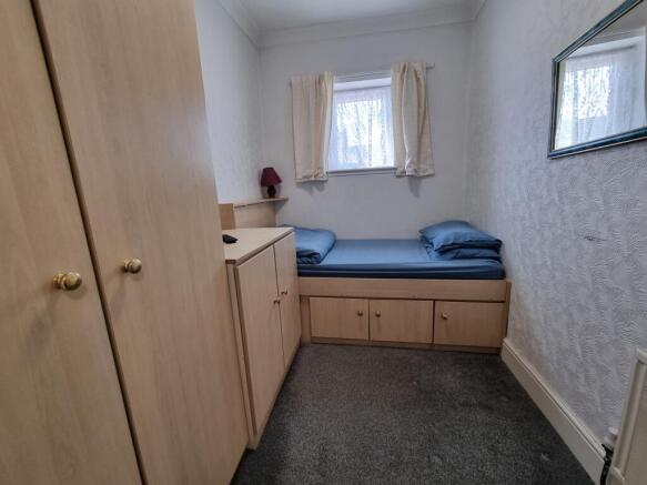 5 bed Terraced for sale Image 12