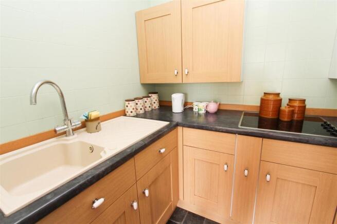 KITCHEN.jpg