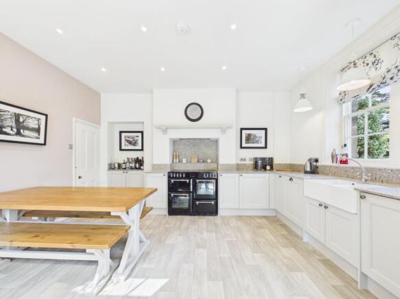 2 bed Detached for sale Image 5