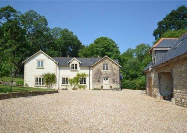 Front View & Barn