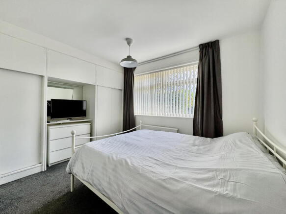 3 bed Bungalow for sale Image 12