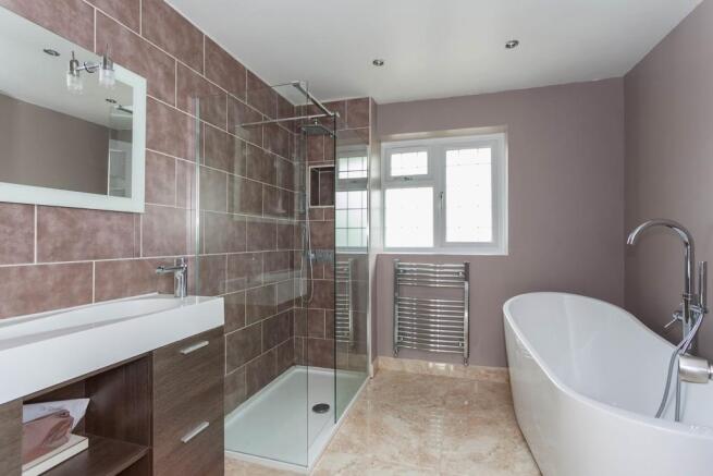Master En-suite